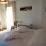 Maison Lucilda Oda ve Kahvaltı 3*