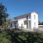 Oda ve Kahvaltı Maison Lucilda