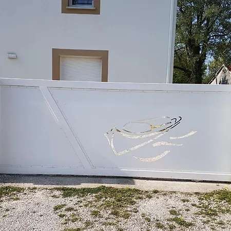 Alojamento de Acomodação e Pequeno-almoço Maison Lucilda Pessac