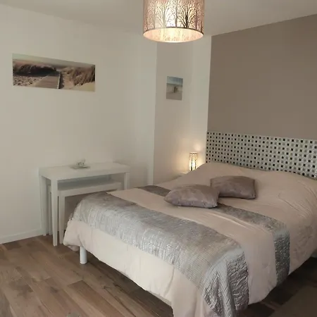 Alojamento de Acomodação e Pequeno-almoço Maison Lucilda