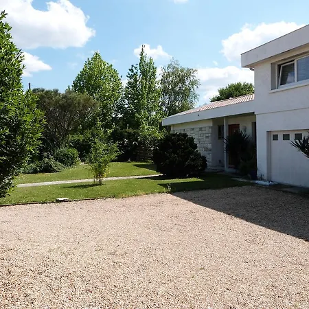 Alojamento de Acomodação e Pequeno-almoço Maison Lucilda Pessac