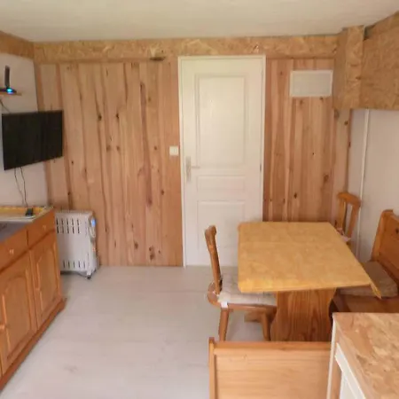 Maison Lucilda Alojamento de Acomodação e Pequeno-almoço Pessac