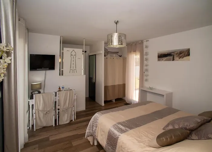 Maison Lucilda Bed & Breakfast 3*