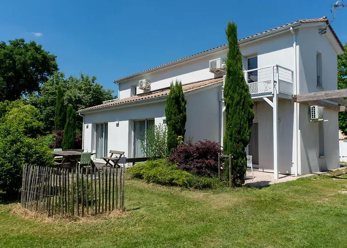 Bed and Breakfast Maison Lucilda