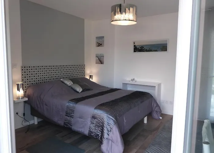 Bed and Breakfast Maison Lucilda 3*