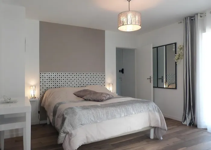 Maison Lucilda Bed and Breakfast 3*