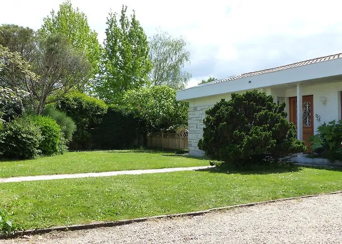 Bed & Breakfast Maison Lucilda Pessac