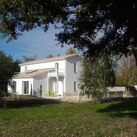 Maison Lucilda 3*